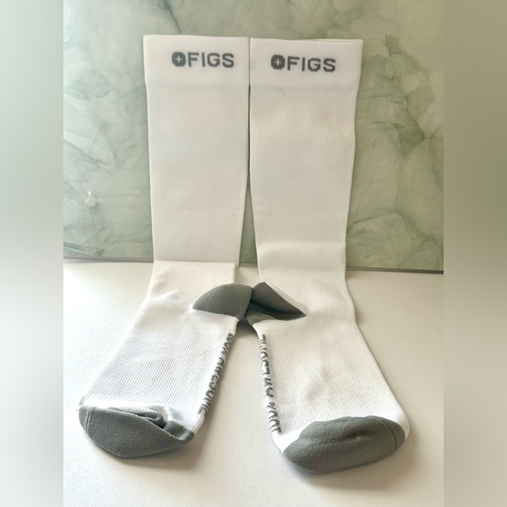 Figs Light Pulmonary Compression Socks Small Nwot - image 1